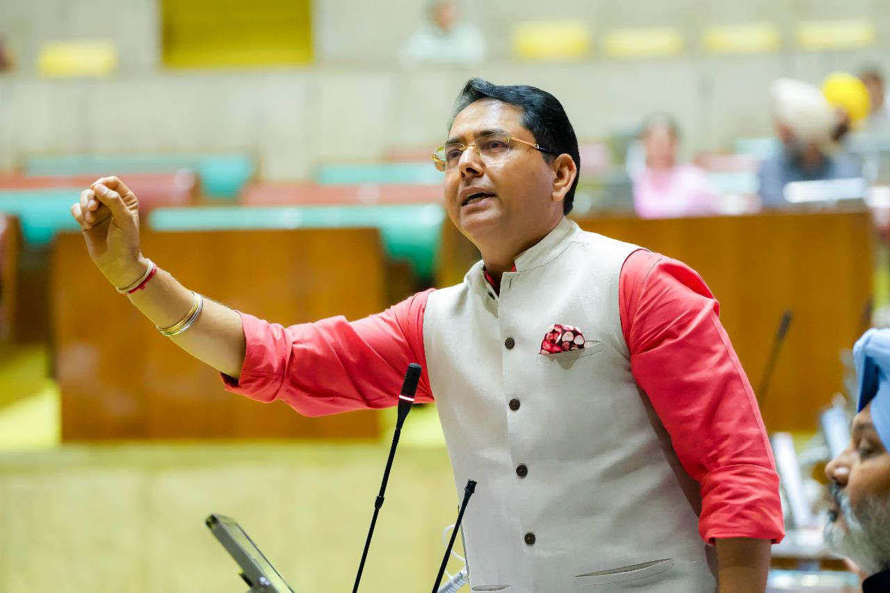 AAP GOVT TO FIGHT TOOTH & NAILS FOR PUNJAB’S INTERESTS: AMAN ARORA