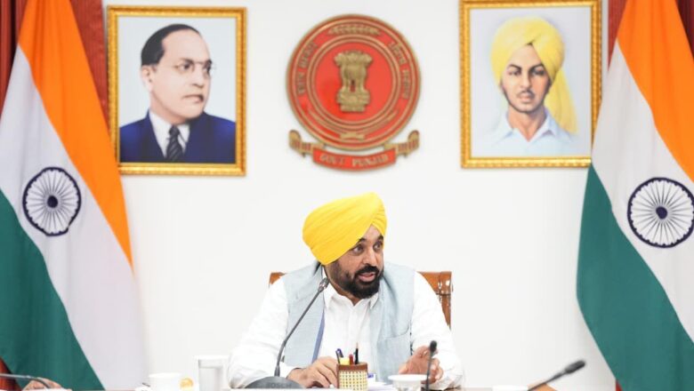 ਸ਼ਰਮਨਾਕ ਹਾਰ ਤੋਂ ਬੁਖਲਾਈ ਵਿਰੋਧੀ ਧਿਰ, ਲੋਕਾਂ ਦੇ ਸਪੱਸ਼ਟ ਫਤਵੇ ਦੇ ਬਾਵਜੂਦ ਪੰਜਾਬ ਦੀਆਂ ਸਭ ਤੋਂ ਅਮਨ-ਅਮਾਨ ਵਾਲੀਆਂ ਨਿਗਮ ਚੋਣਾਂ ‘ਤੇ ਸਵਾਲ ਚੁੱਕ ਰਹੀ ਹੈ: ਮੁੱਖ ਮੰਤਰੀ ਭਗਵੰਤ ਸਿੰਘ ਮਾਨ