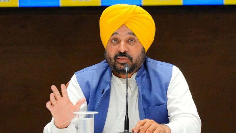 ਭਗਵੰਤ ਮਾਨ ਸਰਕਾਰ ਵੱਲੋਂ ਲੜਕੀਆਂ ਲਈ ਦੇਸ਼ ਦੀਆਂ ਸਭ ਤੋਂ ਵੱਡੀਆਂ ਪਹਿਲਕਦਮੀਆਂ ਵਿੱਚ ਸ਼ਾਮਲ ਸਕੂਲ-ਅਧਾਰਤ ਮਾਹਵਾਰੀ ਸਿਹਤ ਸਿੱਖਿਆ ਦੀ ਸ਼ੁਰੂਆਤ
