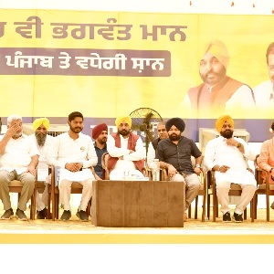 Chief Minister Bhagwant Mann campaigned for AAP candidate Shery Kalsi from Gurdaspur, addressed a huge public rally in Qadian