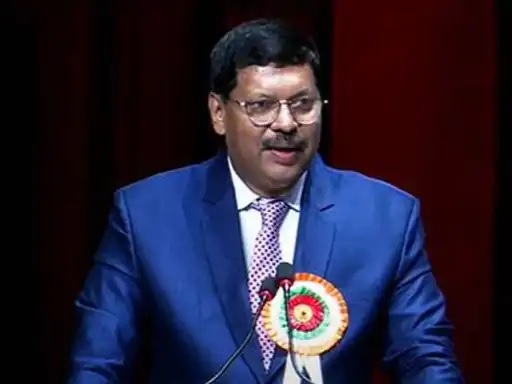 Judge’s praise of political leaders erodes public trust in judiciary: Justice Gavai