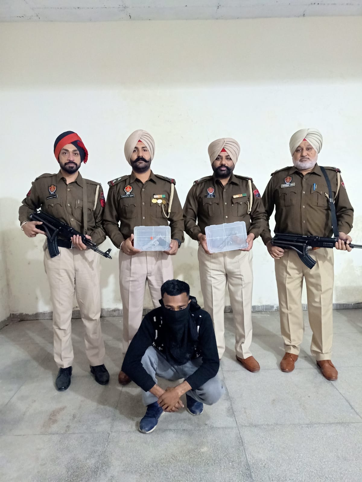JALANDHAR RURAL POLICE ARREST MAIN SHOOTER OF BALACHORIA AND KAUSHAL GANG EXTORTION RING
