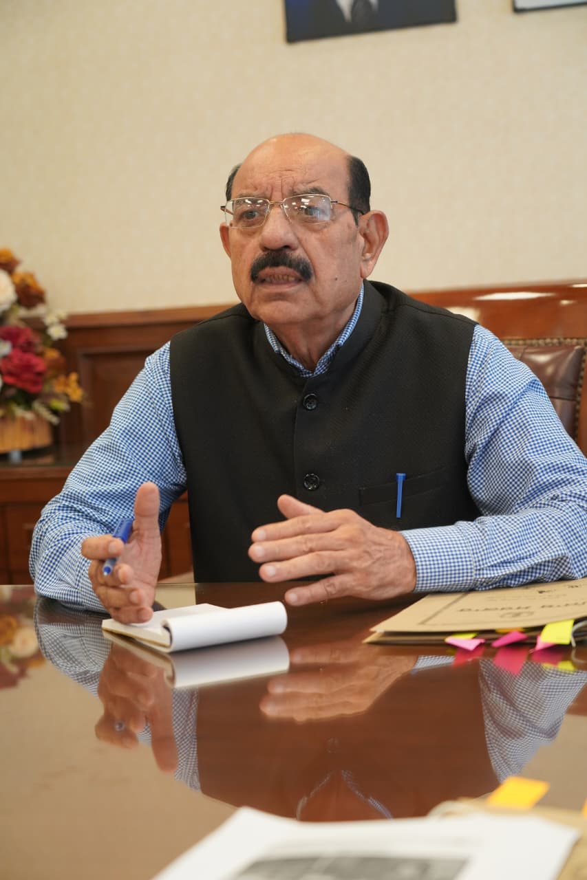 Horticulture Minister Mohinder Bhagat directs officers to promote floriculture in state