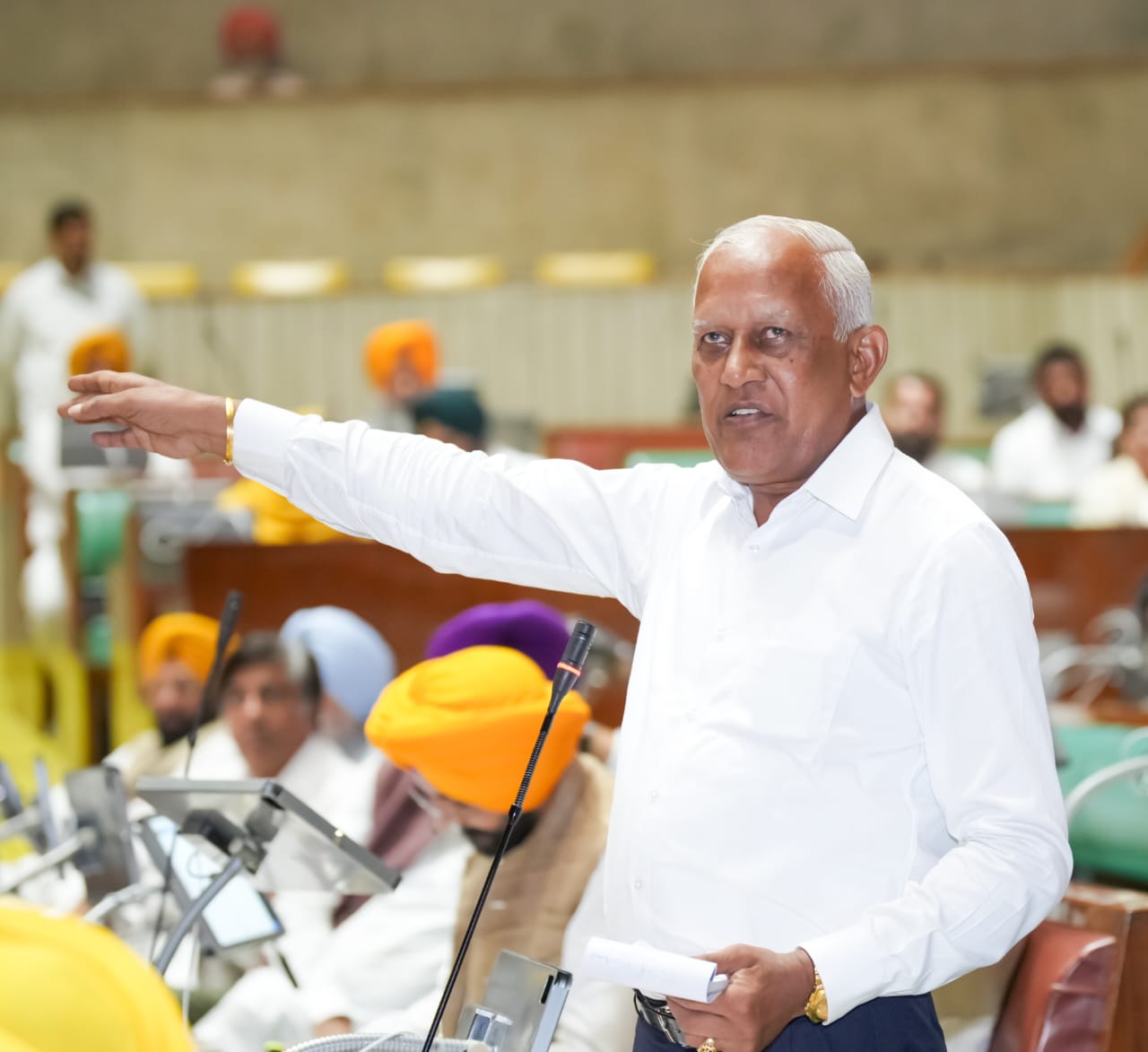 OPPOSITION PLAYED POLITICAL CARD AND MISLED HOUSE EVEN DURING FLOOD CRISIS: BARINDER KUMAR GOYAL