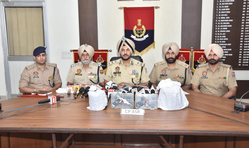 SIX INVOLVED IN CROSS-BORDER SMUGGLING OF NARCOTICS AND ARMS HELD WITH 4KG HEROIN, TWO PISTOLS