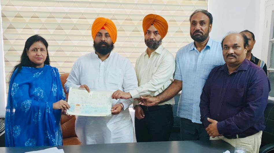LUDHIANA GOVT SCHOOLS’ TEACHERS & STAFF DONATE ₹31.53 LAKH FOR FLOOD RELIEF 
