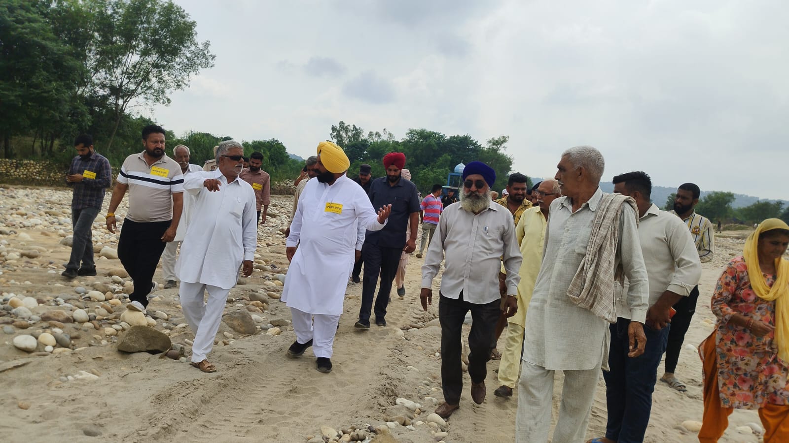 Government machinery in full swing to prevent diseases in flood-affected areas