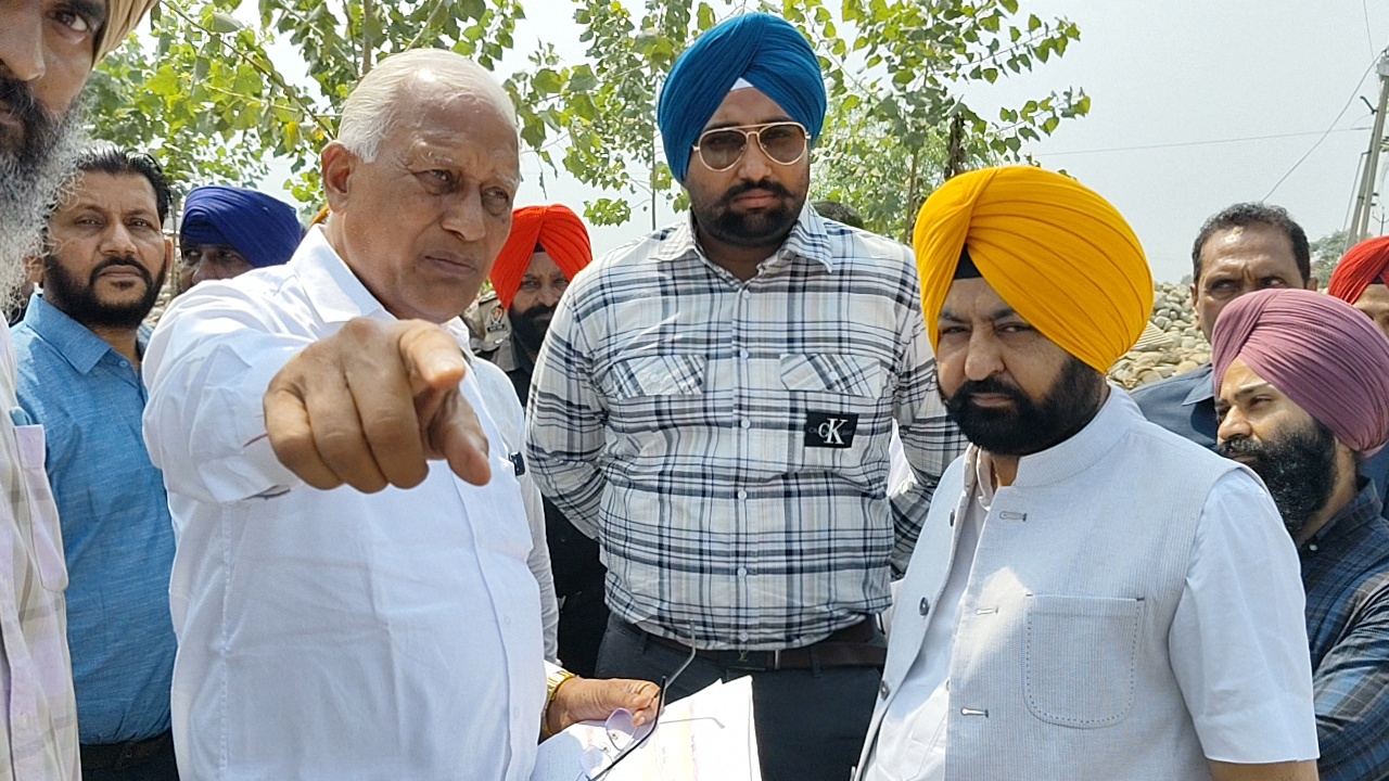 MUNDIAN AND GOYAL DIRECT IMMEDIATE DEPLOYMENT OF ADDITIONAL MACHINERY TO RESTORE SATLUJ RIVER FLOW