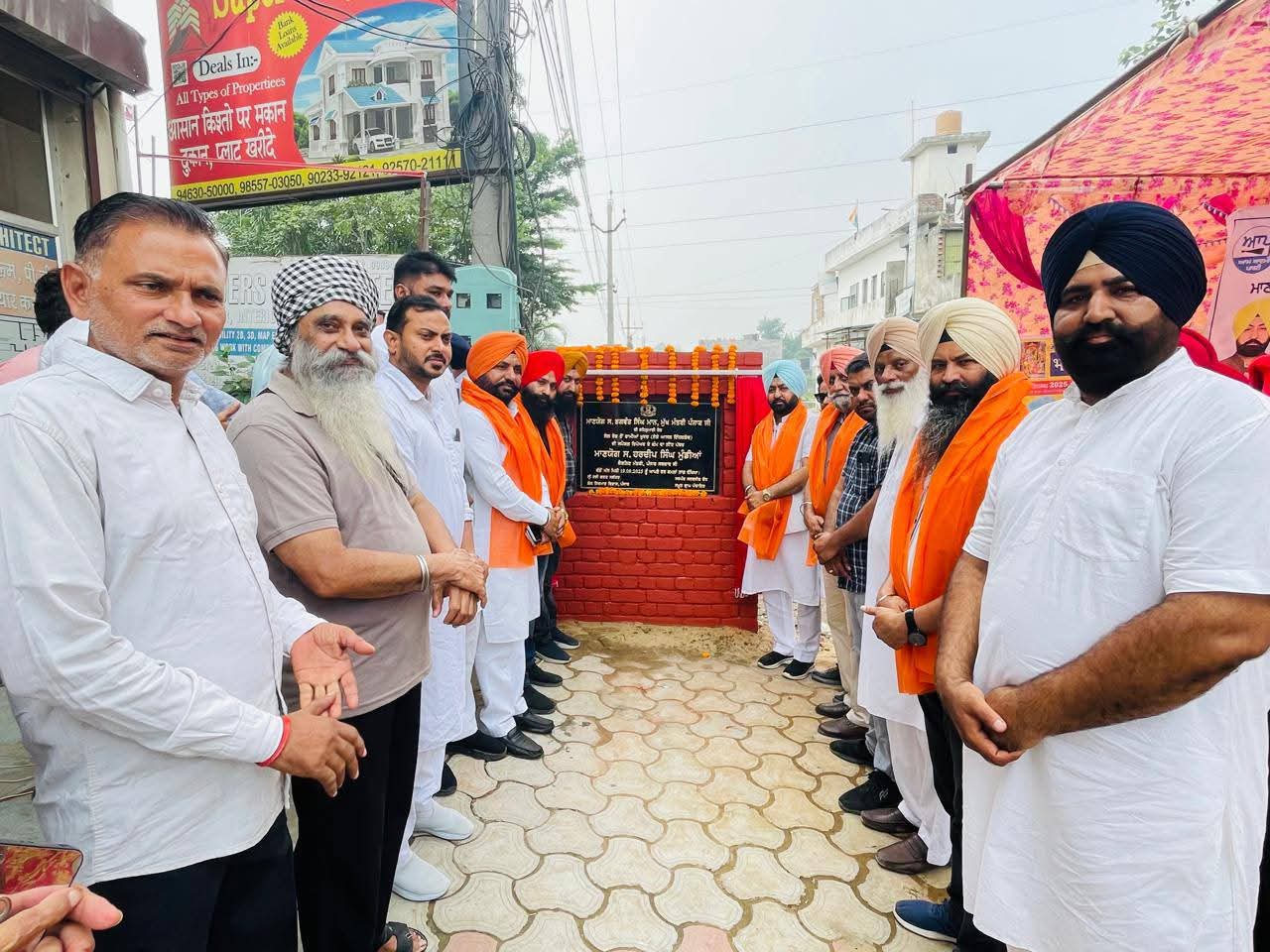HARDEEP SINGH MUNDIAN LAYS FOUNDATION STONES FOR SIX KEY ROAD PROJECTS WORTH RS.2.19-CR