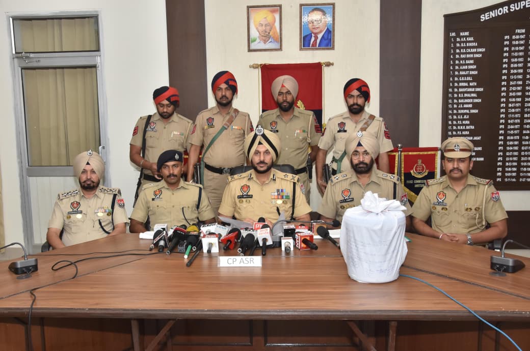 CROSS-BORDER NARCOTICS SMUGGLING MODULE BUSTED IN AMRITSAR; DRUG KINGPIN HELD WITH 5KG HEROIN