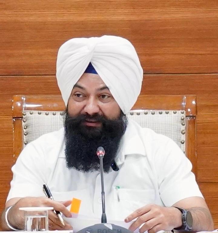 PUNJAB SC COMMISSION SUMMONS PRATAP SINGH BAJWA ON NOVEMBER 10 IN CASE OF DISRESPECT TO THE IMAGES OF BHAI JIWAN SINGH (BHAI JAITA JI) AND SRI GURU TEGH BAHADUR SAHIB JI