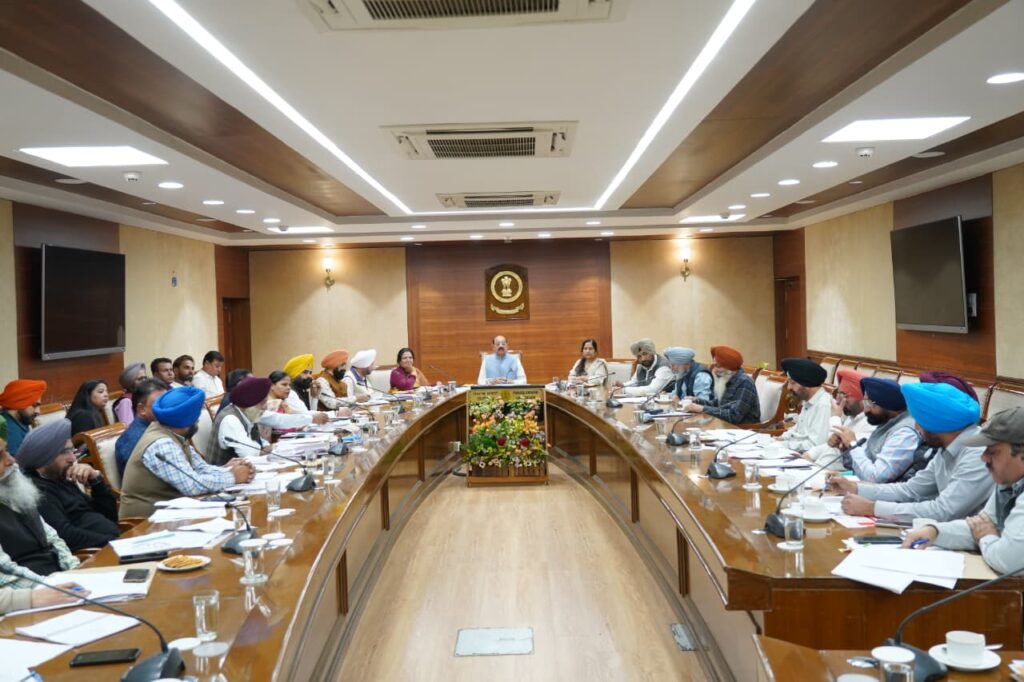 WhatsApp Image 2025 11 13 at 6.00.42 PM (1) (1)