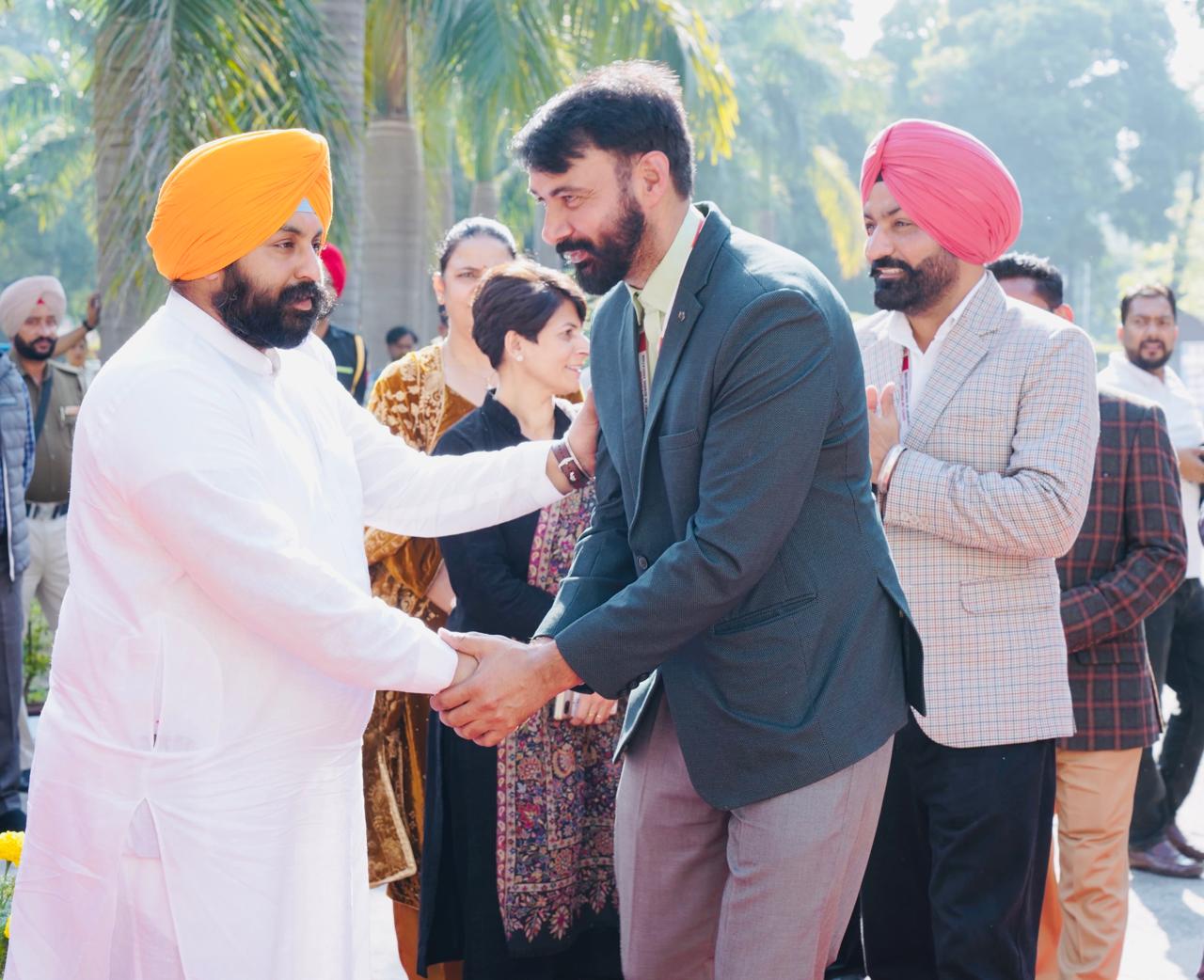 HARJOT BAINS FLAGS OFF 3RD BATCH OF 72 TEACHERS TO FINLAND FOR WORLD-CLASS PEDAGOGY