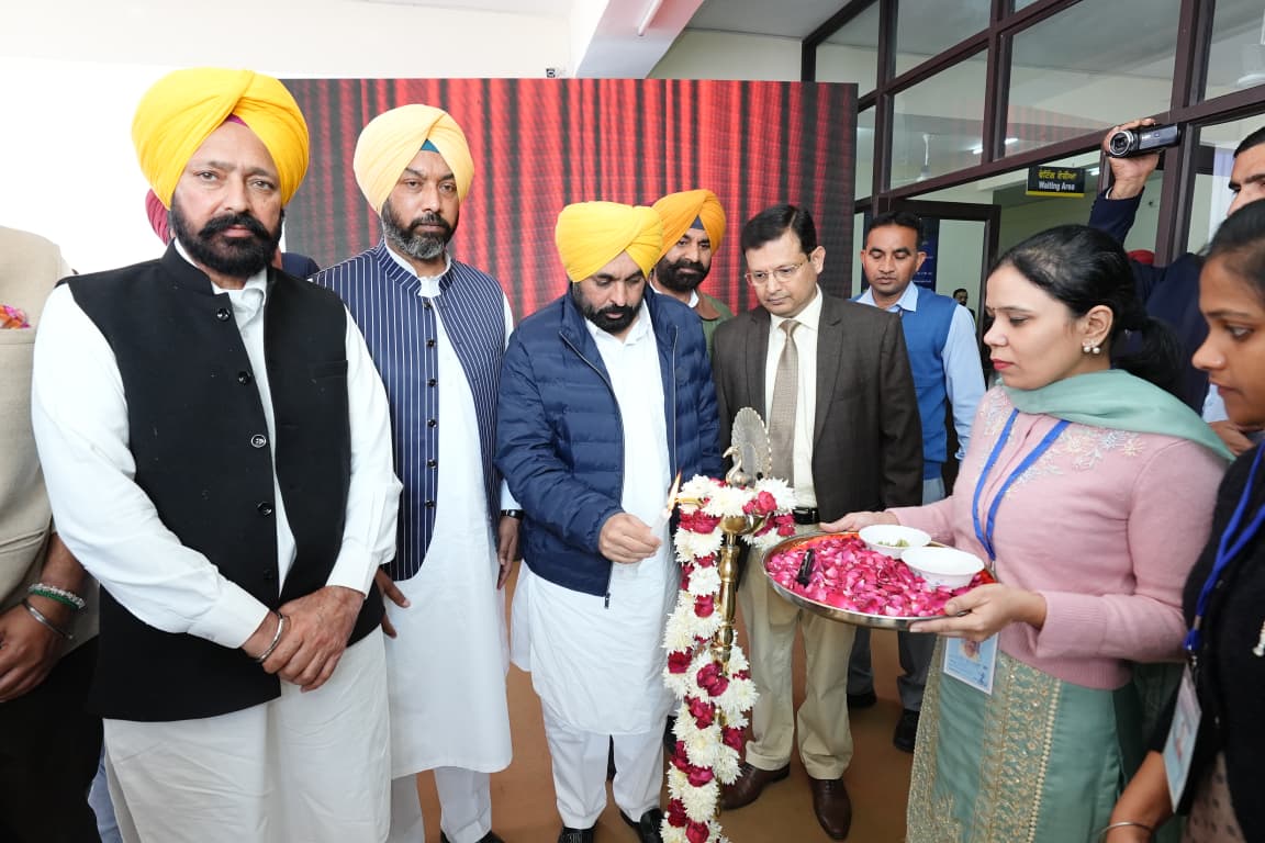 PUNJAB BECOMES FIRST STATE TO PROVIDE FACILITY OF EASY REGISTRY TO PEOPLE: CM