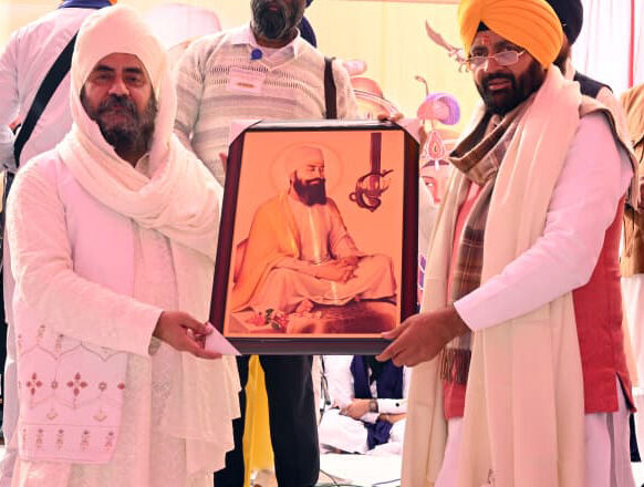 ਸ੍ਰੀ ਗੁਰੂ ਤੇਗ ਬਹਾਦਰ ਜੀ ਦੀ ਕੁਰਬਾਨੀ ਨੂੰ ਯਾਦ ਕਰਨ ਲਈ ਇੱਕ ਮੀਟਿੰਗ ਦਾ ਆਯੋਜਨ ।
