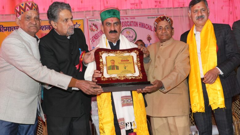 ਮੁੱਖ ਮੰਤਰੀ ਨੇ ਪੈਨਸ਼ਨਰਾਂ ਦੇ ਯੋਗਦਾਨ ਨੂੰ ਸ਼ਰਧਾਂਜਲੀ ਭੇਟ ਕੀਤੀ