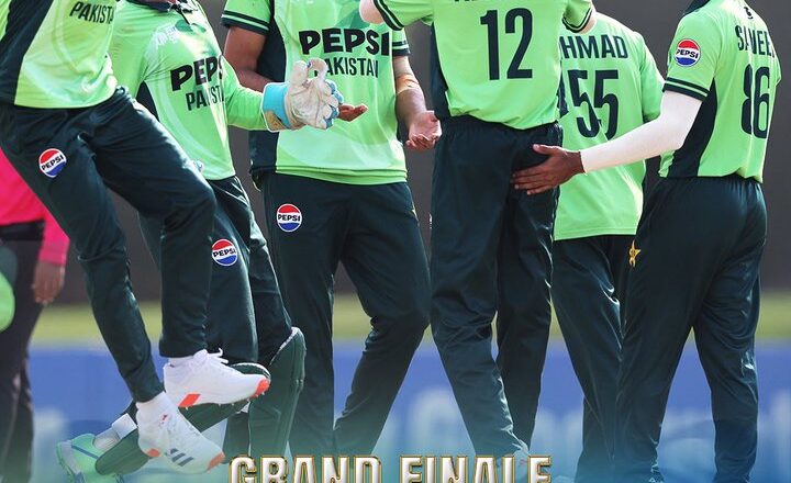 ਫਾਈਨਲ ‘ਚ ਭਾਰਤ ਦੀ ਪਾਕਿਸਤਾਨ ਹੱਥੋਂ ਕਰਾਰੀ ਹਾਰ,347 ਦੌੜਾਂ ਦੇ ਜਵਾਬ ਵਿੱਚ 156 ਦੌੜਾਂ ‘ਤੇ ਸਿਮਟੇ