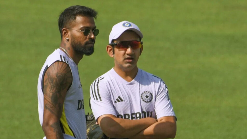 Gautam Gambhir and Hardik Pandya heated chat after defeat