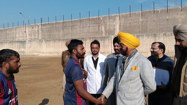 ਪੰਜਾਬ ਰਾਜ ਅਤੇ ਕੇਂਦਰ ਸਾਸ਼ਤ ਪ੍ਰਦੇਸ਼ ਚੰਡੀਗੜ੍ਹ ਮਨੁੱਖੀ ਅਧਿਕਾਰ ਕਮਿਸ਼ਨ ਦੇ ਮੈਂਬਰ ਨੇ ਜ਼ਿਲ੍ਹਾ ਜੇਲ੍ਹ ਦਾ ਕੀਤਾ ਨਿਰੀਖਣ