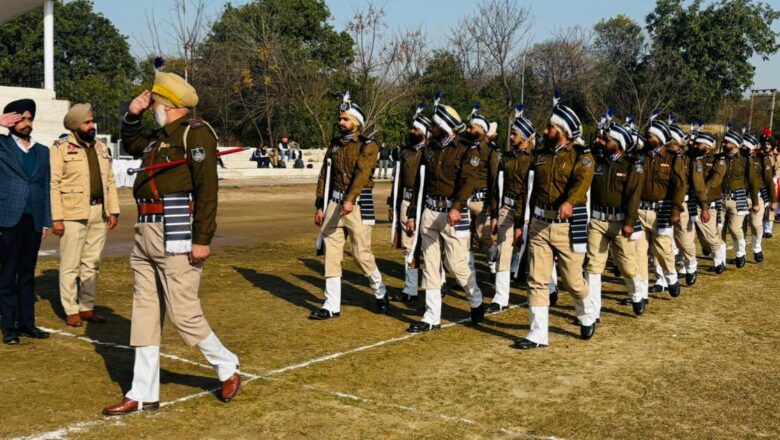 ਸ੍ਰੀ ਗੁਰਮੰਦਰ ਸਿੰਘ ਐੱਸ.ਡੀ.ਐੱਮ. ਬਟਾਲਾ, 26 ਜਨਵਰੀ ਨੂੰ ਗਣਤੰਤਰ ਦਿਵਸ ਮੌਕੇ ਲਹਿਰਾਉਣਗੇ ਤਿਰੰਗਾ ਝੰਡਾ