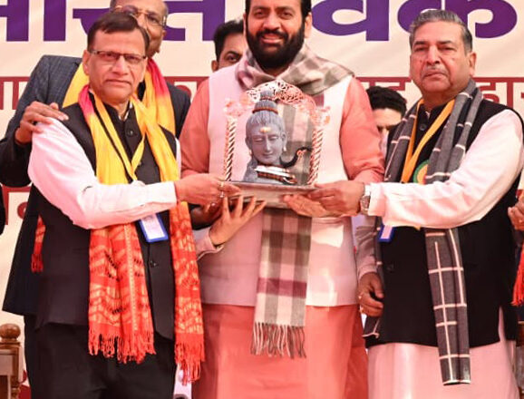 ਰਾਸ਼ਟਰੀ ਯੁਵਾ ਦਿਵਸ ‘ਤੇ, ਮੁੱਖ ਮੰਤਰੀ ਨੇ ਸਵਾਮੀ ਵਿਵੇਕਾਨੰਦ ਨੂੰ ਸ਼ਰਧਾਂਜਲੀ ਕੀਤੀ ਭੇਟ