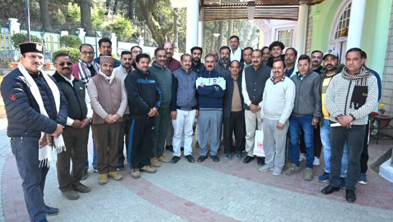 ਨਾਦੌਣ ਵਿਧਾਨ ਸਭਾ ਹਲਕੇ ਦੀਆਂ ਬਾੜਾ ਅਤੇ ਫਾਸਤੇ ਗ੍ਰਾਮ ਪੰਚਾਇਤਾਂ ਦੇ ਇੱਕ ਵਫ਼ਦ ਨੇ ਮੁੱਖ ਮੰਤਰੀ ਨਾਲ ਕੀਤੀ ਮੁਲਾਕਾਤ