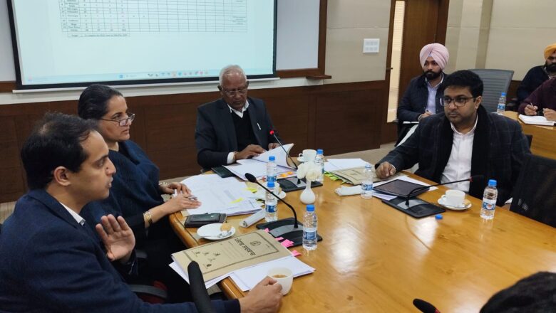 ਬਰਿੰਦਰ ਕੁਮਾਰ ਗੋਇਲ ਵੱਲੋਂ ਲੀਗਲ ਮਾਈਨਿੰਗ ਸਾਈਟਾਂ ਸਬੰਧੀ ਸਾਰੀਆਂ ਪ੍ਰਵਾਨਗੀਆਂ ਤੁਰੰਤ ਜਾਰੀ ਕਰਨ ਅਤੇ ਗ਼ੈਰ-ਕਾਨੂੰਨੀ ਮਾਈਨਿੰਗ ਵਿਰੁੱਧ ਸਖ਼ਤ ਕਾਰਵਾਈ ਦੇ ਨਿਰਦੇਸ਼