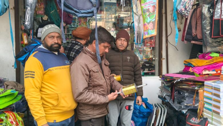 ਨਗਰ ਕੌਂਸਲ ਵੱਲੋਂ ਸ੍ਰੀ ਅਨੰਦਪੁਰ ਸਾਹਿਬ ਦੇ ਬਾਜ਼ਾਰਾਂ ਵਿੱਚ ਚਾਈਨਾ ਡੋਰ ਖ਼ਿਲਾਫ਼ ਸਖ਼ਤ ਚੈਕਿੰਗ