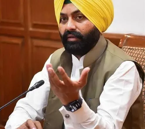 ਲੁਧਿਆਣਾ, ਜਲੰਧਰ, ਸੰਗਰੂਰ, ਪਟਿਆਲਾ ਅਤੇ ਬਠਿੰਡਾ ਵਿੱਚ ਬੱਸ ਟਰਮੀਨਲਾਂ ਨੂੰ ਢਾਂਚਾਗਤ ਪੀ.ਪੀ.ਪੀ. ਮਾਡਲ ਰਾਹੀਂ ਕੀਤਾ ਜਾਵੇਗਾ ਅਪਗ੍ਰੇਡ: ਲਾਲਜੀਤ ਸਿੰਘ ਭੁੱਲਰ