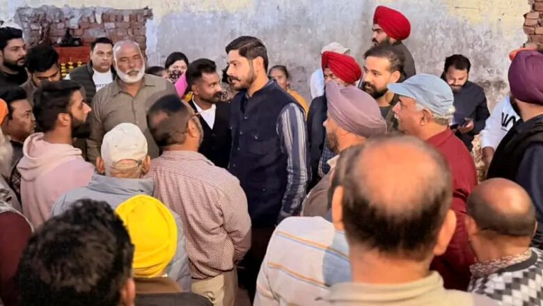 ਵਿਧਾਇਕ ਸ਼ੈਰੀ ਕਲਸੀ ਨੇ ਵਾਰਡ ਨੰਬਰ 45 ਵਿਖੇ ਵਿਕਾਸ ਕਾਰਜਾਂ ਦਾ ਰੱਖਿਆ ਨੀਂਹ ਪੱਥਰ