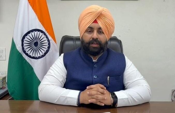 ਪੰਜਾਬ ਸਰਕਾਰ ਵੱਲੋਂ ਸਤਲੁਜ ਅਤੇ ਸਵਾਂ ਦਰਿਆ ਦੇ ਇਲਾਕਿਆਂ ਲਈ 52 ਕਰੋੜ ਰੁਪਏ ਦੀ ਵਿਆਪਕ ਹੜ੍ਹ ਸੁਰੱਖਿਆ ਯੋਜਨਾ ਨੂੰ ਪ੍ਰਵਾਨਗੀ: ਹਰਜੋਤ ਸਿੰਘ ਬੈਂਸ