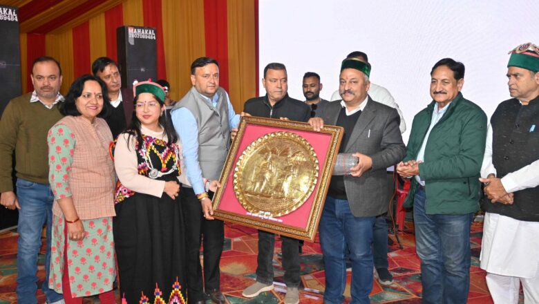 शिक्षा मंत्री रोहित ठाकुर ने रिवालसर में तीन दिवसीय राज्य स्तरीय छेश्चू मेले का किया विधिवत शुभारंभ