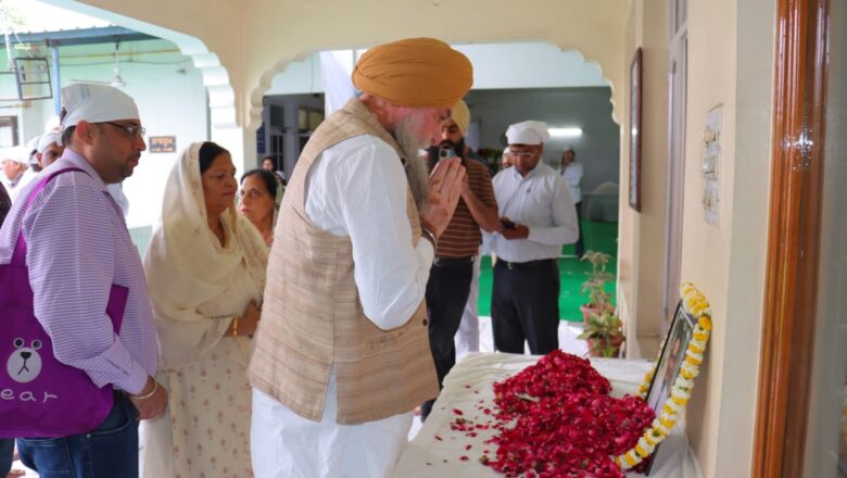 ਸਪੀਕਰ ਕੁਲਤਾਰ ਸਿੰਘ ਸੰਧਵਾਂ ਨੇ ਸਵਰਗੀ ਐਡਵੋਕੇਟ ਰਮੇਸ਼ ਰਾਜ ਭੰਡਾਰੀ ਨੂੰ ਨਿੱਘੀ ਸਰਧਾਂਜਲੀ ਦਿੱਤੀ