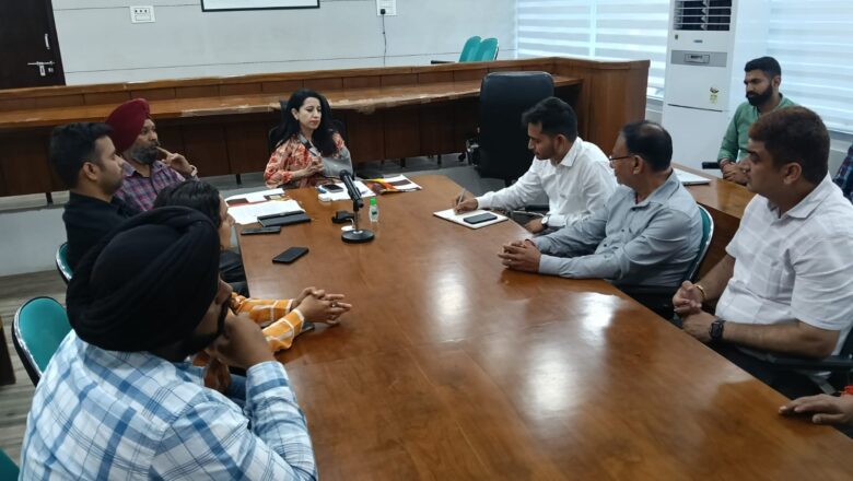 ਜ਼ਿਲ੍ਹੇ ਅੰਦਰ ਗੈਸ ਅਤੇ ਪੈਟਰੋਲ-ਡੀਜ਼ਲ ਦੀ ਕੋਈ ਘਾਟ ਨਹੀਂ ਹੈ: ਵਧੀਕ ਡਿਪਟੀ ਕਮਿਸ਼ਨਰ