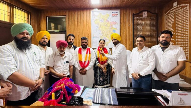 ਵਨਦੀਪ ਕੌਰ ਪੰਚਾਇਤ ਸੰਮਤੀ ਸ਼ਹਿਣਾ ਦੇ ਚੇਅਰਪਰਸਨ ਅਤੇ ਬਾਦਲ ਸਿੰਘ ਦਰਾਕਾ ਵਾਈਸ ਚੇਅਰਮੈਨ ਬਣੇ