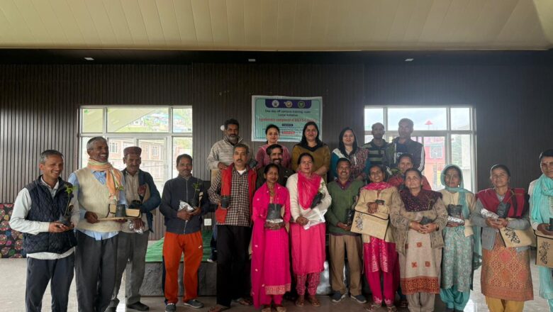 सेरी पंचायत में किसानों को कृषि वानिकी के महत्व के बारे में अवगत करवाया