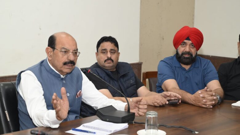 ਕੈਬਨਿਟ ਮੰਤਰੀ ਮੋਹਿੰਦਰ ਭਗਤ ਵੱਲੋਂ ਪੁਲਿਸ ਨੂੰ ‘ਯੁੱਧ ਨਸ਼ਿਆਂ ਵਿਰੁੱਧ’ ਤਹਿਤ ਨਸ਼ਾ ਵਿਰੋਧੀ ਕਾਰਵਾਈ ਤੇਜ਼ ਕਰਨ ਦੇ ਨਿਰਦੇਸ਼