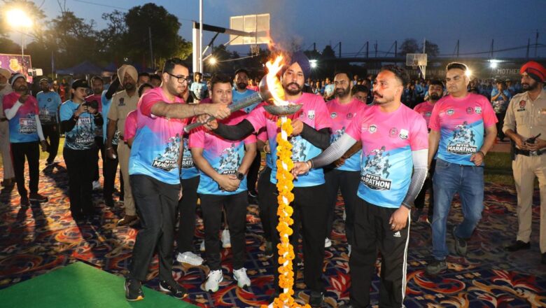 ਸਿਹਤਮੰਦ ਬਰਨਾਲਾ: ਬੱਚਿਆਂ ਤੋਂ ਬਜ਼ੁਰਗਾਂ ਤੱਕ ਸੈਂਕੜੇ ਬਰਨਾਲਾ ਵਾਸੀਆਂ ਨੇ ਮੈਰਾਥਨ ਵਿਚ ਲਿਆ ਹਿੱਸਾ