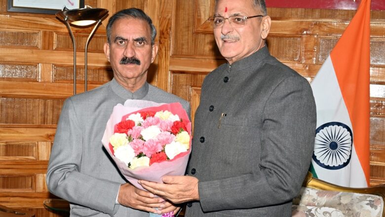 मुख्यमंत्री ने राज्यपाल से भेंट की