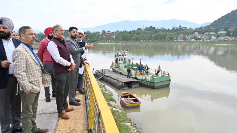 राज्यपाल ने सुंदरनगर में बीबीएमबी ड्रेजर कॉम्प्लेक्स का दौरा किया
