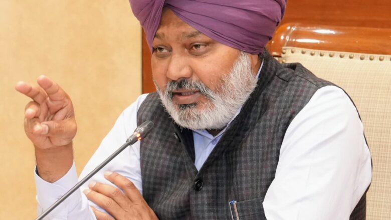 ਭਗਵੰਤ ਮਾਨ ਸਰਕਾਰ ਜਨਤਕ ਆਵਾਜਾਈ ਨੈੱਟਵਰਕ ਵਿੱਚ ਕ੍ਰਾਂਤੀਕਾਰੀ ਤਬਦੀਲੀ ਲਈ ਪੀ.ਆਰ.ਟੀ.ਸੀ. ਅਤੇ ਪਨਬੱਸ ਵਿੱਚ 1,265 ਬੱਸਾਂ ਕਰੇਗੀ ਸ਼ਾਮਲ: ਹਰਪਾਲ ਸਿੰਘ ਚੀਮਾ