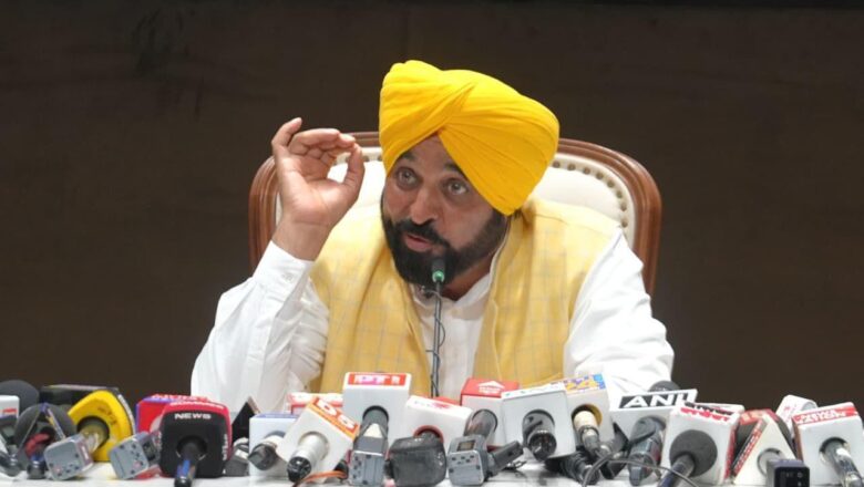 ਰਾਘਵ ਚੱਢਾ ਦੱਸਣ, ਜਨਹਿਤ ਦੇ ਮੁੱਦਿਆਂ ‘ਤੇ ਮੋਦੀ ਸਰਕਾਰ ਵਿਰੁੱਧ ਬੋਲਣ ਤੋਂ ਕਿਉਂ ਡਰ ਰਹੇ ਹਨ? – ‘ਆਪ’