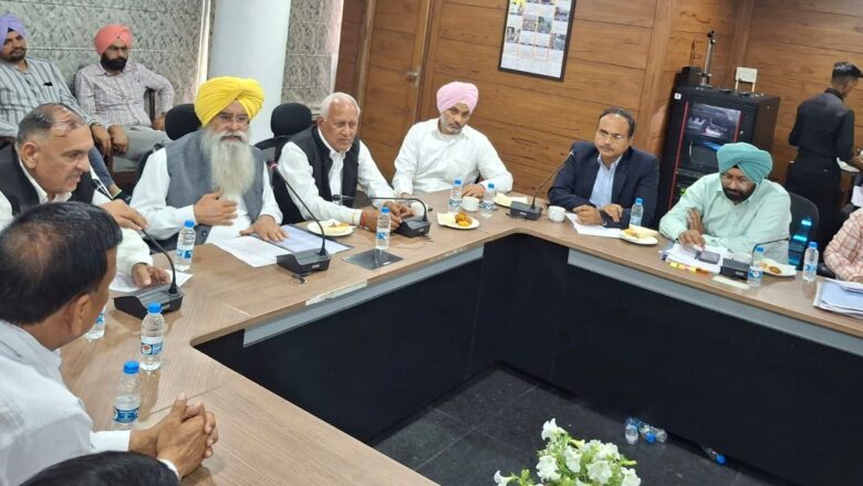 ਪੰਜਾਬ ਦੇ ਆੜ੍ਹਤੀਆਂ ਨੇ ਵਾਪਸ ਲਈ ਹੜਤਾਲ, ਕਣਕ ਦੀ ਖ਼ਰੀਦ ਮੁੜ ਸ਼ੁਰੂ