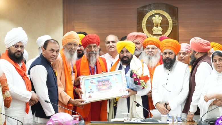 ਮੁੱਖ ਮੰਤਰੀ ਭਗਵੰਤ ਸਿੰਘ ਮਾਨ ਨੇ ਸ੍ਰੀ ਗੁਰੂ ਰਵਿਦਾਸ ਜੀ ਦੇ 650ਵੇਂ ਪ੍ਰਕਾਸ਼ ਪੁਰਬ ਨੂੰ ਸ਼ਾਨਦਾਰ ਢੰਗ ਨਾਲ ਮਨਾਉਣ ਲਈ ਲੜੀਵਾਰ ਸਮਾਗਮਾਂ ਨੂੰ ਅੰਤਿਮ ਰੂਪ ਦਿੱਤਾ