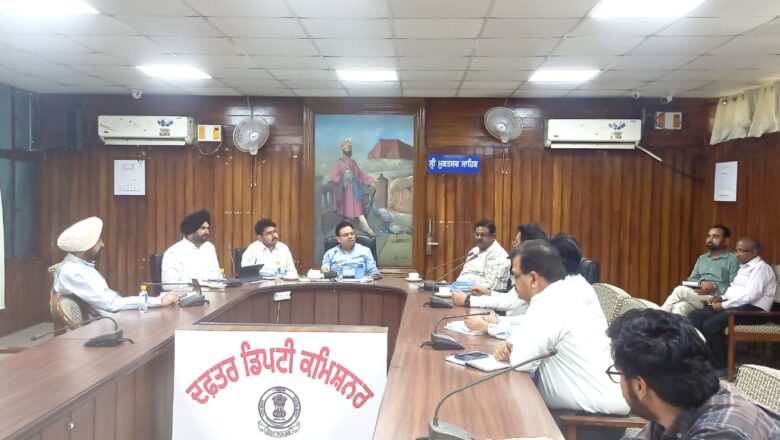 ਡਿਪਟੀ ਕਮਿਸ਼ਨਰ ਨੇ ਚੱਲ ਰਹੇ ਕਣਕ ਖਰੀਦ ਪ੍ਰਬੰਧਾਂ ਦਾ ਲਿਆ ਜਾਇਜਾ