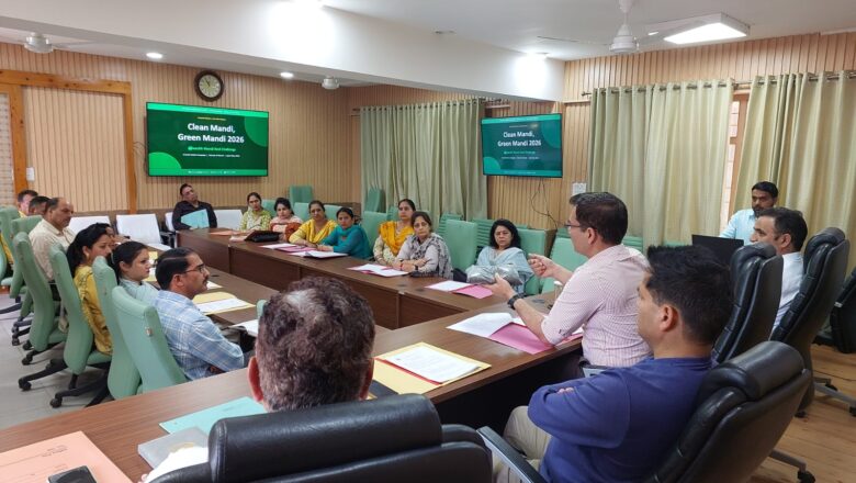 “क्लीन मंडी, ग्रीन मंडी 2026” अभियान को लेकर विद्यालयों के साथ जागरूकता कार्यशाला