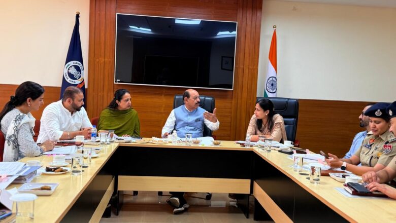 ਕੈਬਨਿਟ ਮੰਤਰੀ ਮੋਹਿੰਦਰ ਭਗਤ ਵੱਲੋਂ ਐਸ.ਏ.ਐਸ. ਨਗਰ ਵਿੱਚ ‘ਰੰਗਲਾ ਪੰਜਾਬ’ ਵਿਕਾਸ ਗ੍ਰਾਂਟਾਂ ਦੀ ਪ੍ਰਗਤੀ ਦਾ ਜਾਇਜ਼ਾ