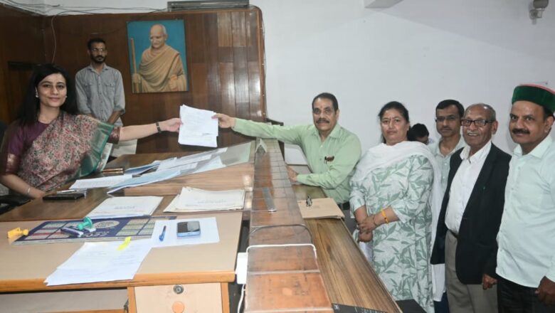 नगर निगम मंडी में पार्षदों के चुनाव के लिए नामांकन के पहले दिन एक ही नामांकन दाखिल