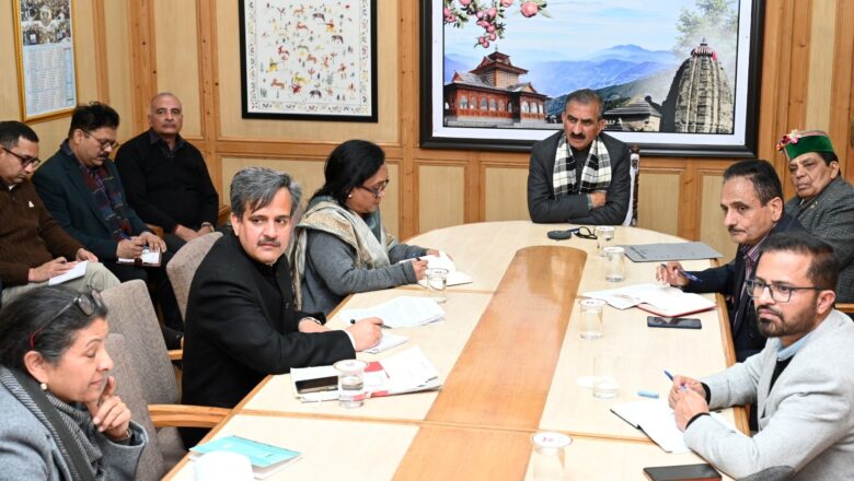 बेहतर इलाज के लिए चिकित्सा महाविद्यालयों में बढ़ाई जा रही पीजी सीटें: मुख्यमंत्री