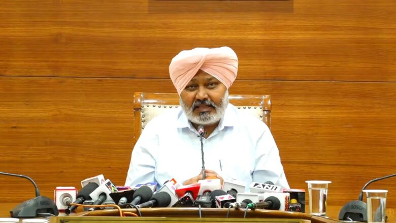 ਭਾਜਪਾ ਕਦੇ ਵੀ ਆਰਥਿਕ ਤਰੱਕੀ ਜਾਂ ਵਿਕਾਸ ‘ਤੇ ਵੋਟਾਂ ਨਹੀਂ ਮੰਗਦੀ, ਸਿਰਫ ਧਰਮ ਅਤੇ ਜਾਤੀਗਤ ਵੰਡ, ਨਫ਼ਰਤ ਅਤੇ ਕੌਮੀ ਏਕਤਾ ਨੂੰ ਤੋੜਨ ਦੀਆਂ ਕੋਸ਼ਿਸ਼ਾਂ ਰਾਹੀਂ ਚੋਣਾਂ ਲੜਦੀ ਹੈ: ਹਰਪਾਲ ਸਿੰਘ ਚੀਮਾ